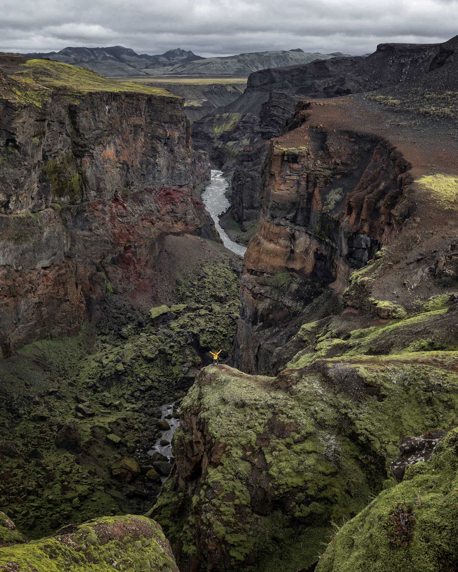 Wandelen in IJsland over de laugavegur trail